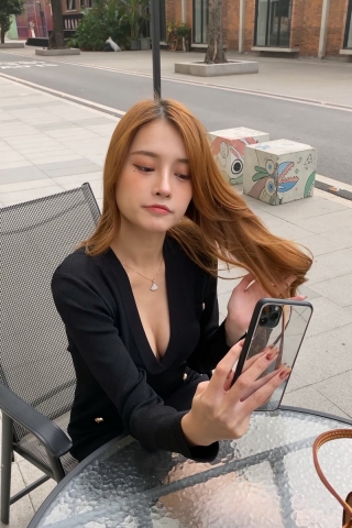 一个人的星期四
